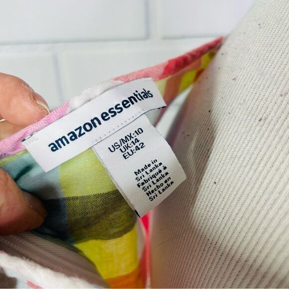 Amazon Essentials Plaid Sleeveless Romper - Medium - Picture 11 of 12